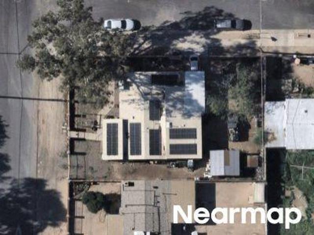 N 15th Ave