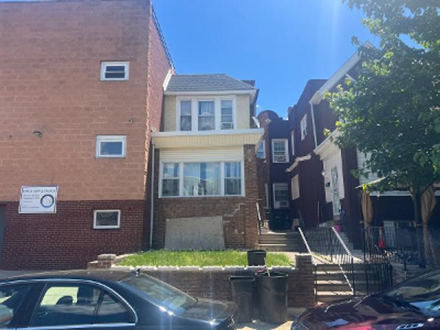 N 16th St