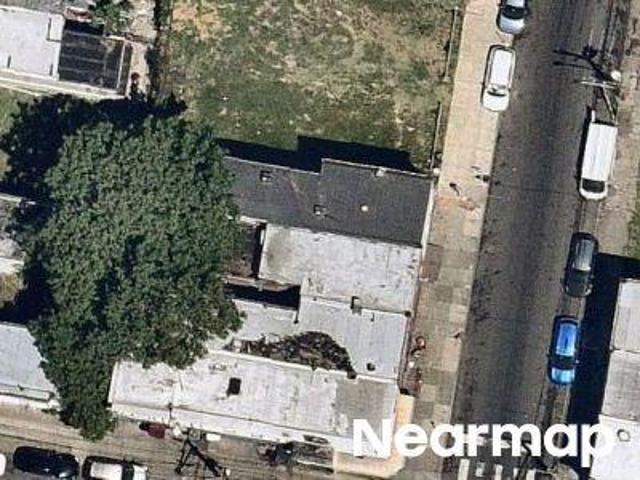 N 17th St