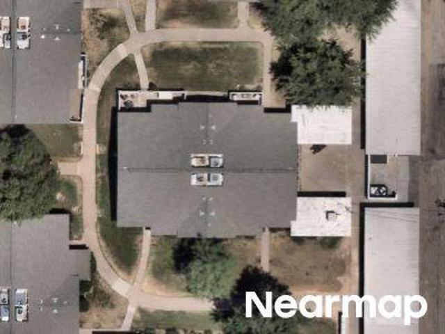 N 19th Ave