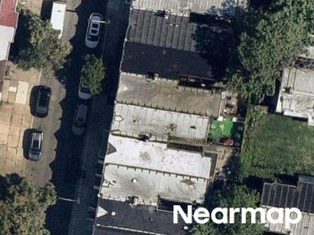 N 19th St