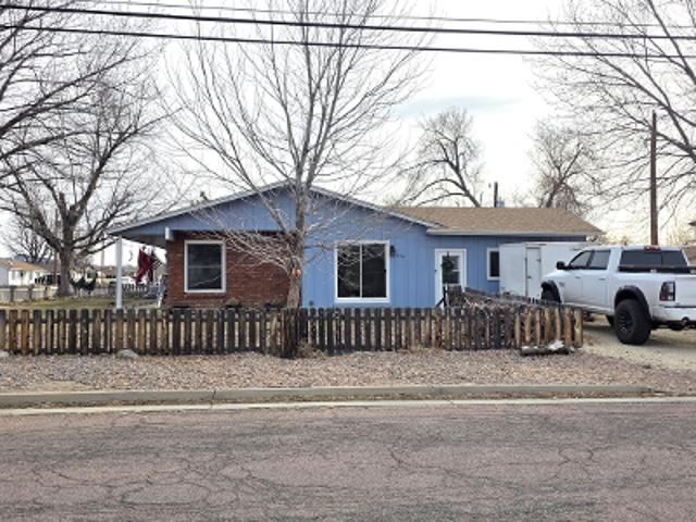 N 19th St