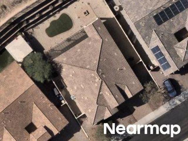 N 102nd Ln