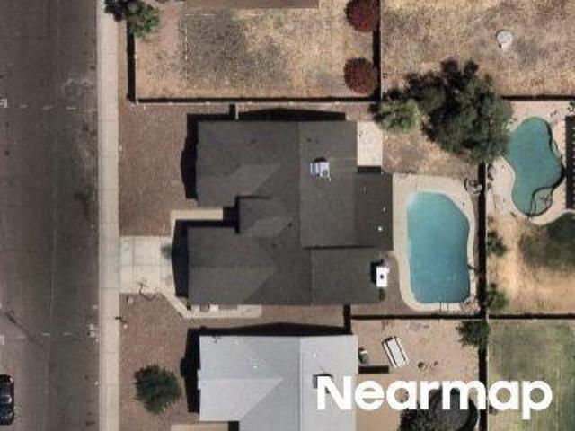 N 107th Ln