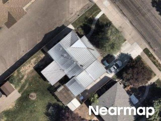 N 11th Ave