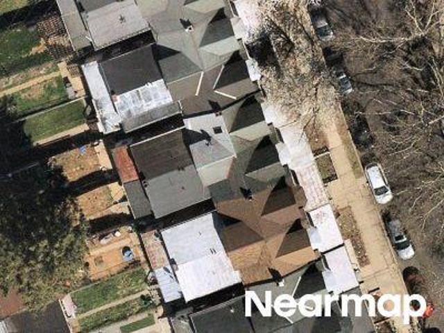 N 11th St