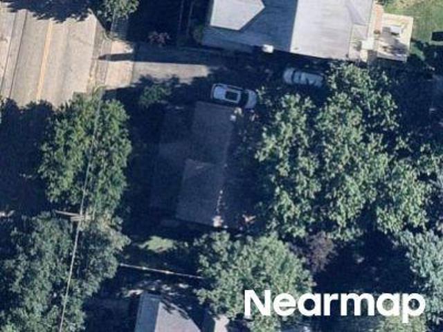 N 12th St