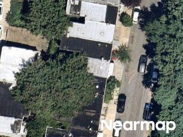 N 13th St
