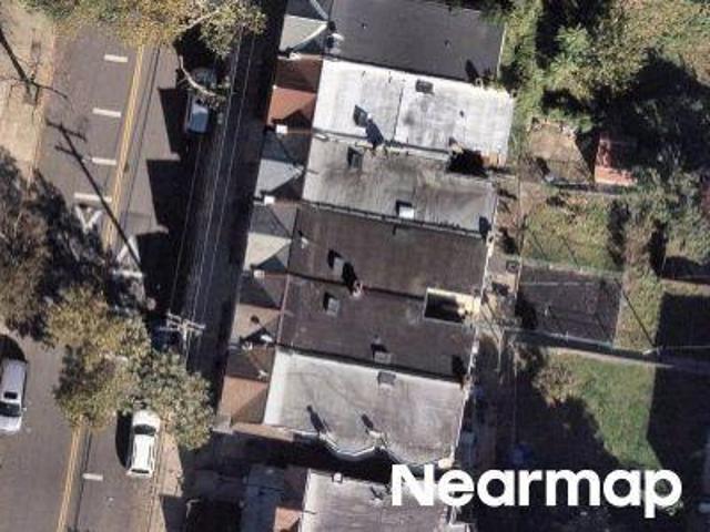 N 13th St