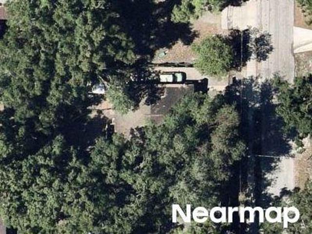N 13th St