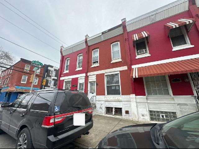 N 25th St