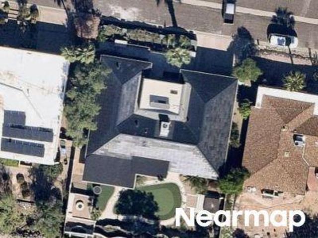 N 28th St