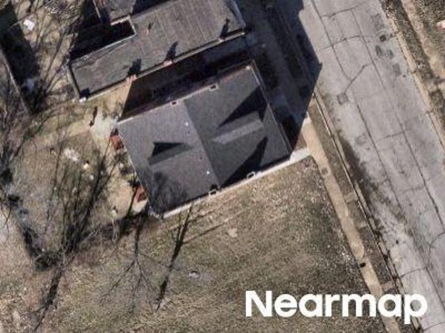 N 20th St
