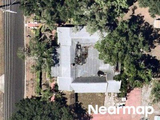 N 20th St