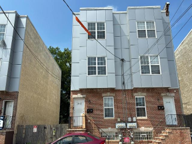 N 20th St