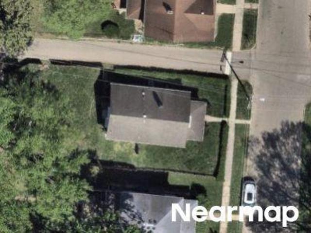 N 22nd St