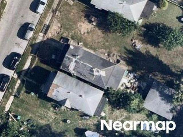 N 22nd St