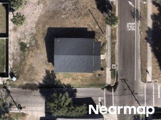 N 22nd St