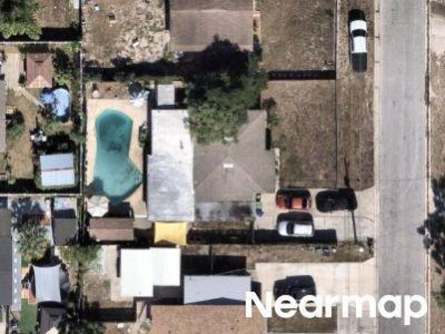 N 23rd St