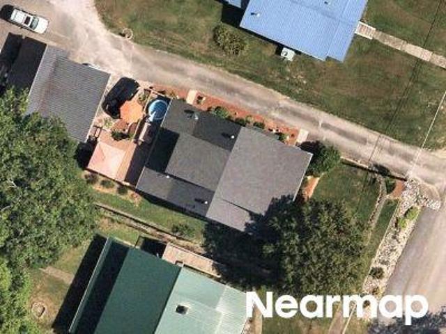 N 2nd St