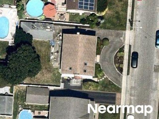 N 2nd St