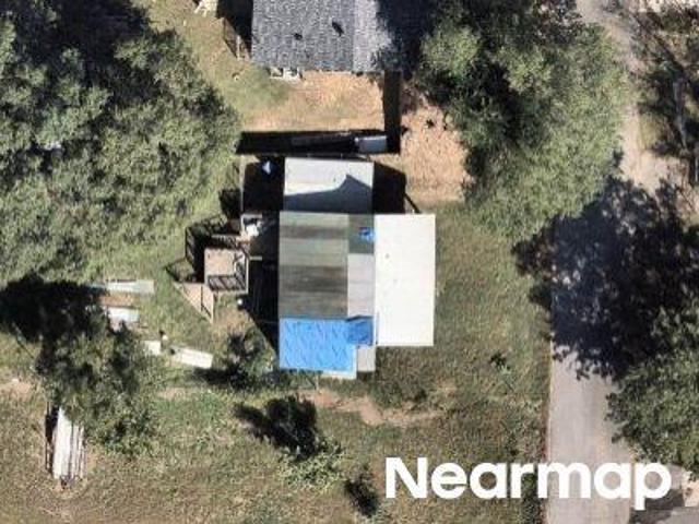 N 34th St