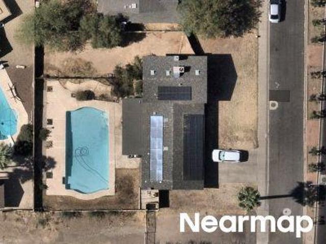 N 35th Ave