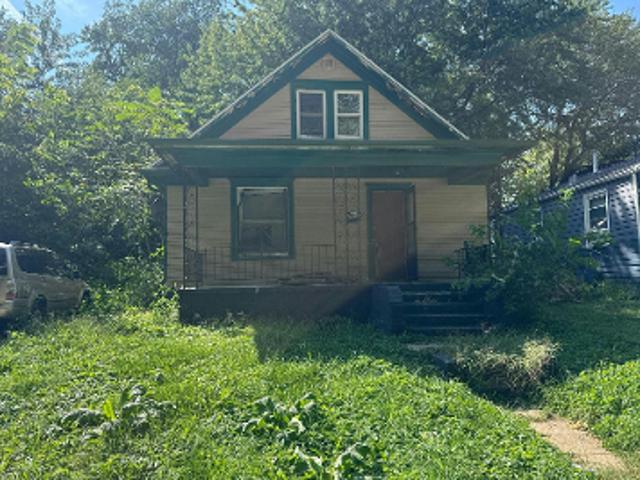 N 36th Ave