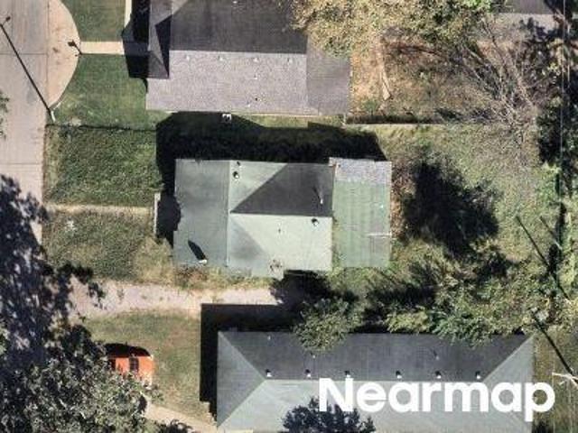 N 36th St