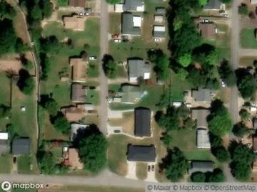 N 38th St