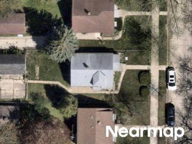 N 39th St