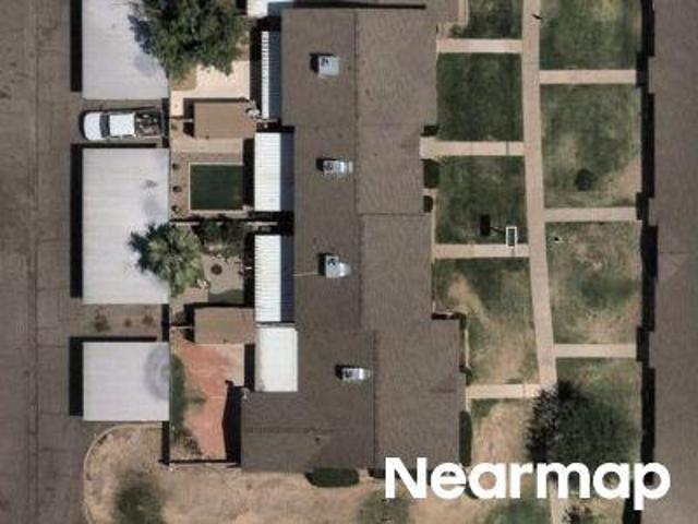 N 31st Ave