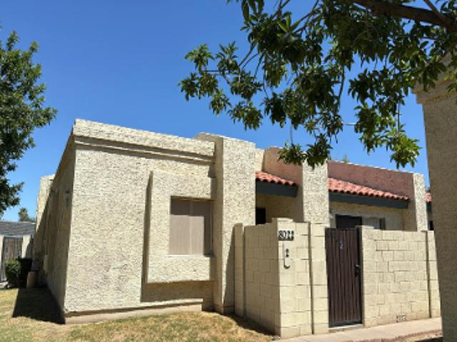 N 32nd Dr Unit 2