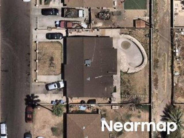 N 33rd Dr
