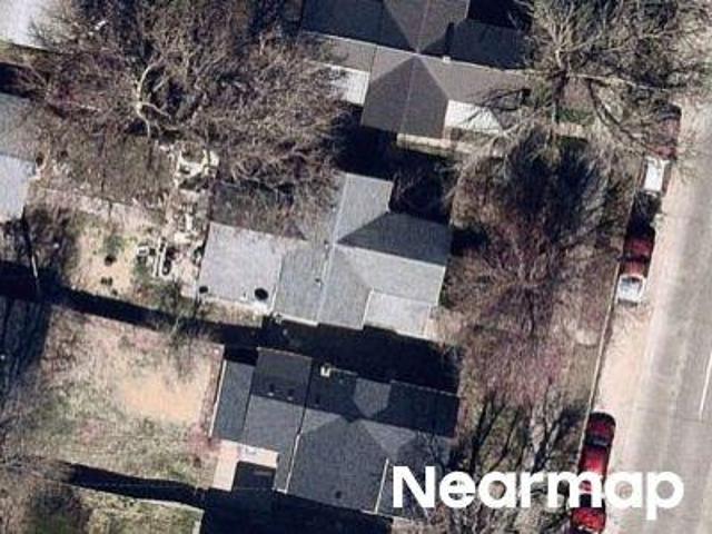 N 3rd St