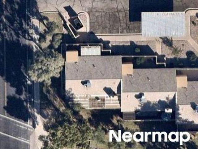 N 45th Ave