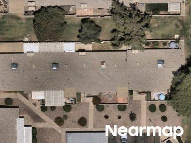 N 45th Ave