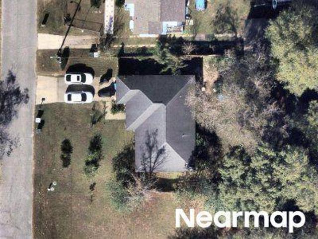 N 46th Ave