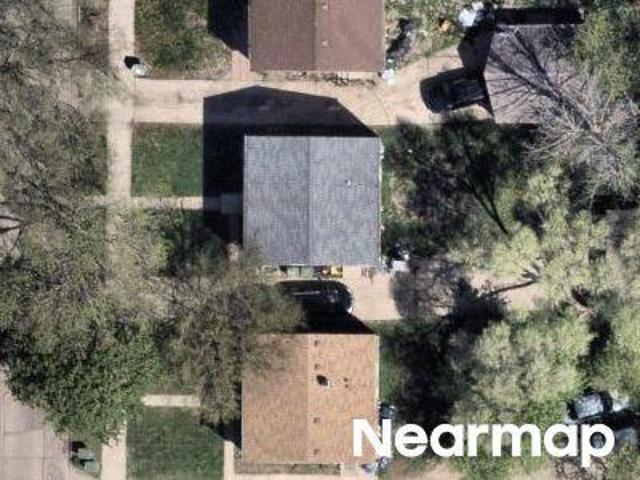 N 46th St