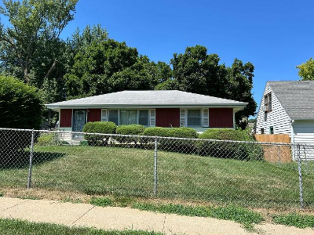 N 48th Ave