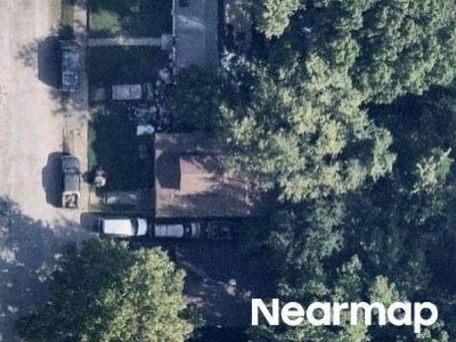 N 41st St