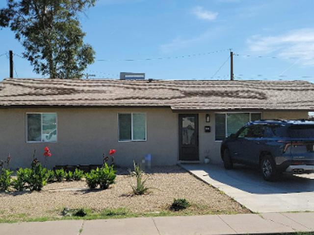 N 43rd Ave