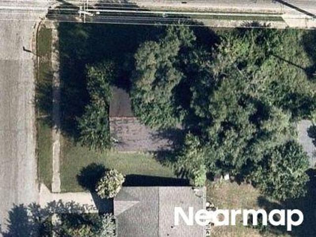 N 43rd St