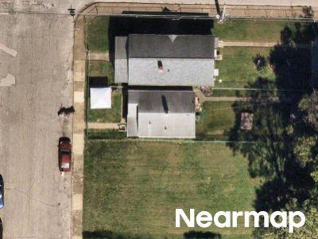 N 4th Ave