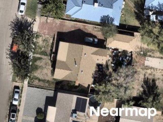 N 4th St