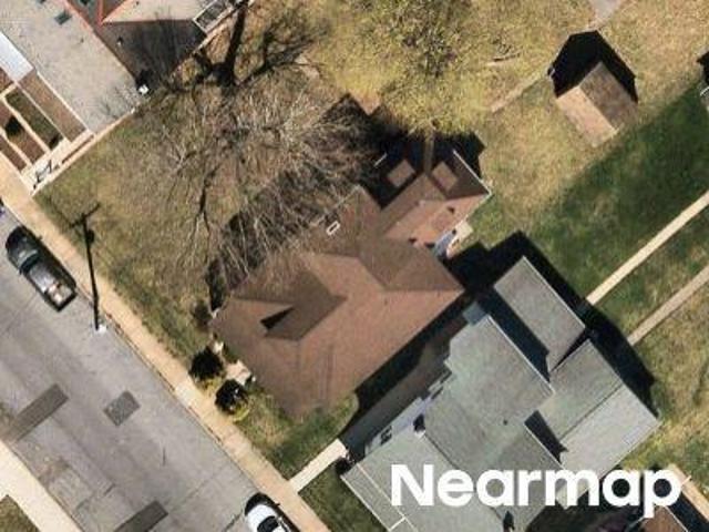 N 4th St