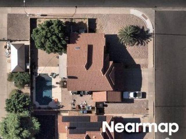 N 58th St