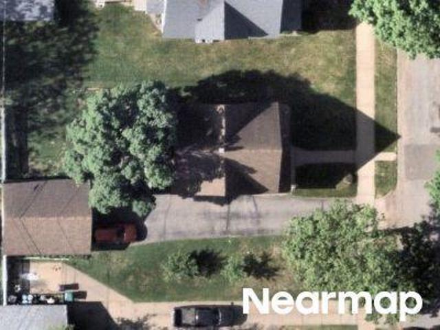 N 5th Ave