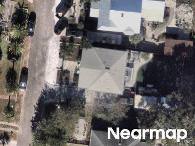 N 5th St