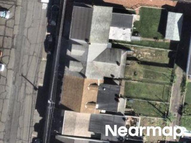 N 5th St